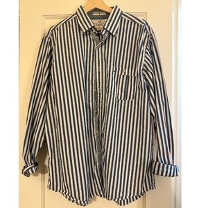 Men’s Nautica shirt size L
